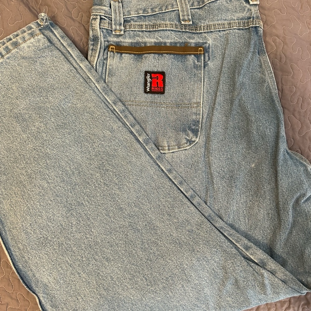 Wrangler Riggs jeans.